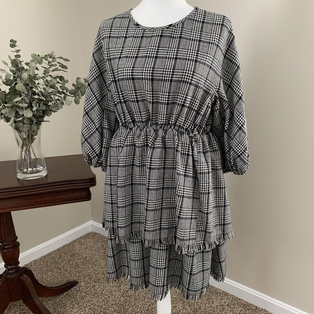 Megan Park Black White Dress Size 00 Excellent Preowned Condition